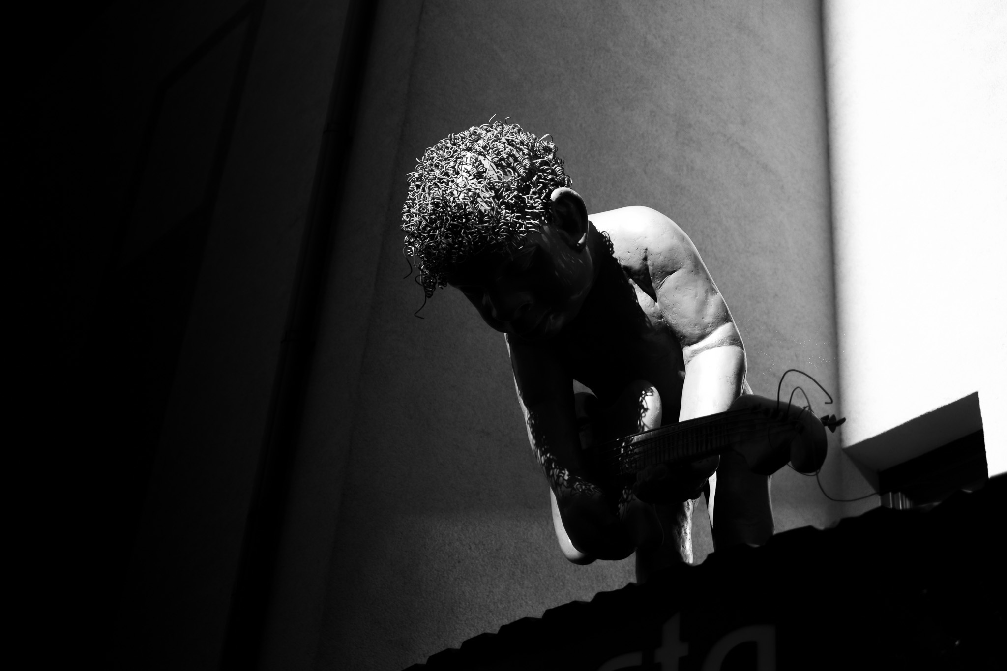 crying guitar
